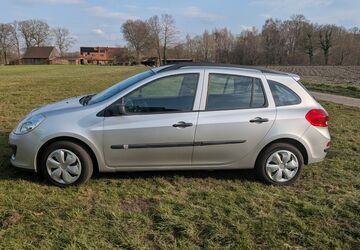 Renault Clio 131.000 km 3.499 &euro; Ohne 48465
