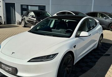 Tesla Model 3 98.444 km 40.750 &euro; Emsbüren 48488