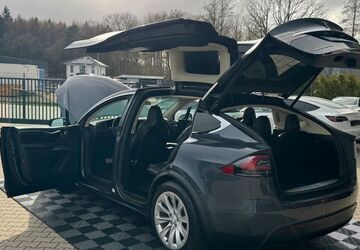 Tesla Model X 145.999 km 41.750 &euro; Emsbüren 48488