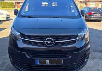 Opel Vivaro 25.000 km 34.500 &euro; Uelsen 49843