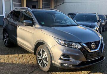 Nissan Qashqai 98.000 km 12.999 &euro; Nordhorn 48529