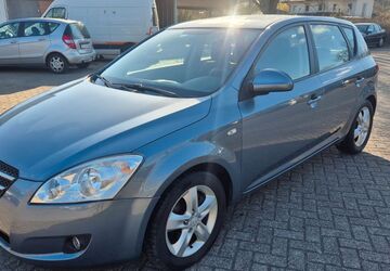 Kia ceed / Ceed 100.000 km 3.690 &euro; Lingen 49808
