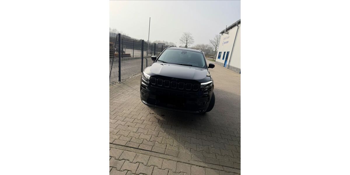 Jeep Compass 38.576 km 22.650 &euro; Twist 49767