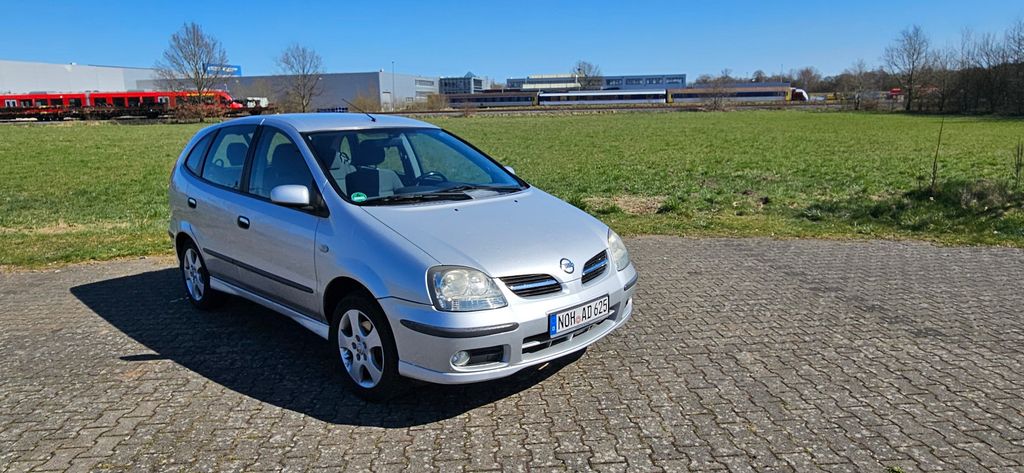 Nissan Almera Tino 249.500 km 1.490 &euro; Neuenhaus 49828