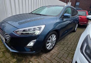 Ford Focus 121.441 km 16.990 &euro; Gronau 48599
