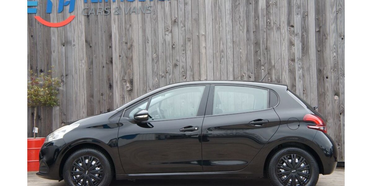 Peugeot 208 172.379 km 3.200 &euro; Bad Bentheim 48455