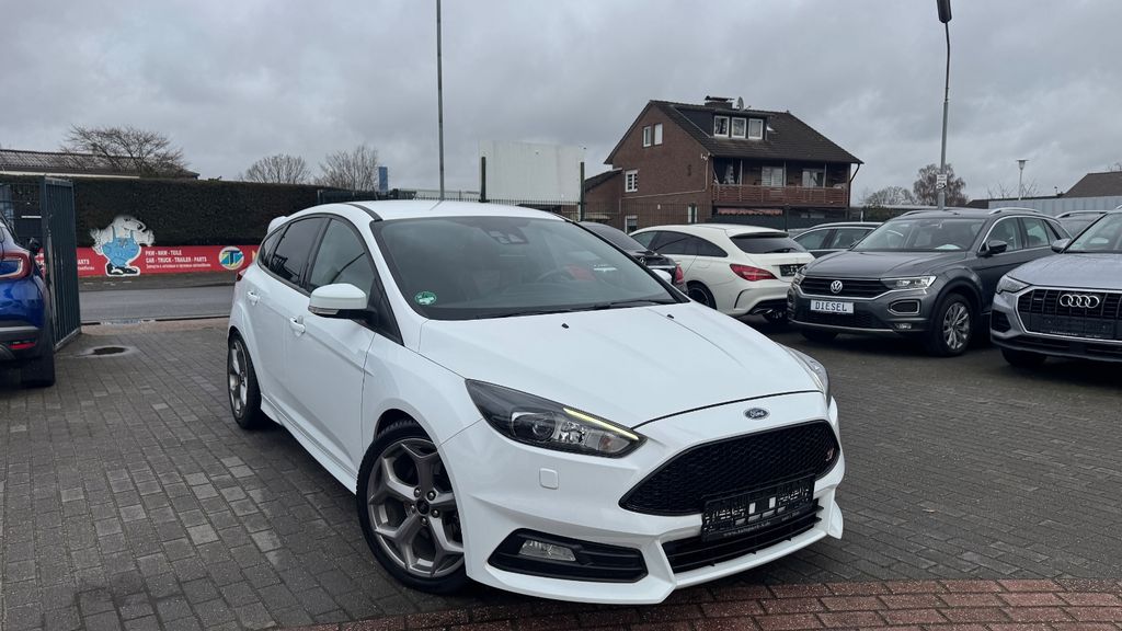 Ford Focus 85.600 km 18.400 &euro; Gronau 48599