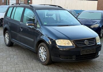 VW Touran 263.000 km 1.000 &euro; Nordhorn 48529