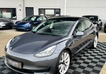 Tesla Model 3 80.010 km 27.950 &euro; Emsbüren 48488