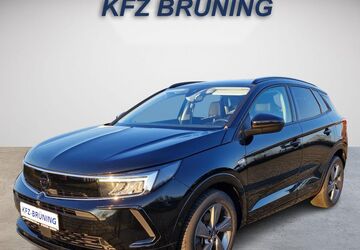 Opel Grandland (X) 27.465 km 23.480 &euro; Lingen (Ems) 49811