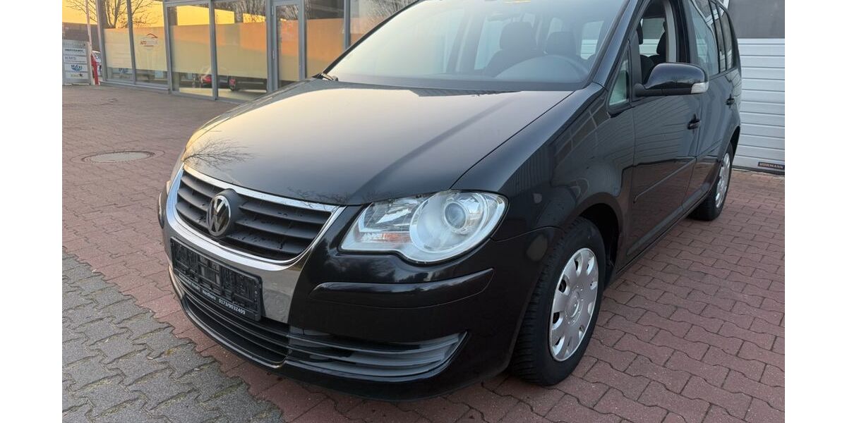 VW Touran 192.000 km 3.599 &euro; Nordhorn 48529