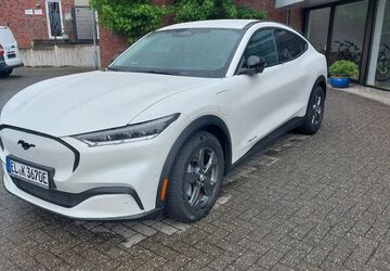 Ford Mustang Mach-E 7.950 km 35.500 &euro; Emsbüren 48488