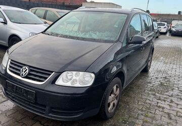 VW Touran 370.000 km 1.250 &euro; Nordhorn 48529