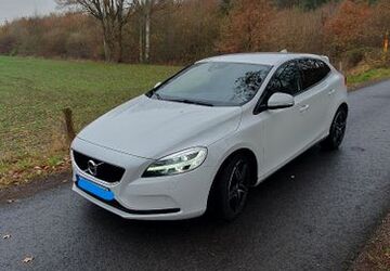 Volvo V40 62.500 km 18.300 &euro; Nordhorn 48527