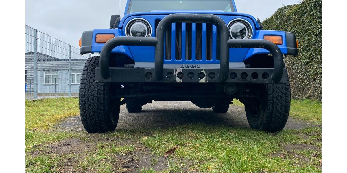 Jeep Wrangler 174.377 km 8.999 &euro; Gronau-Epe 48599