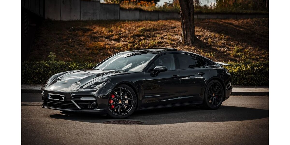 Porsche Panamera 90.000 km 69.300 &euro; Geeste 49744