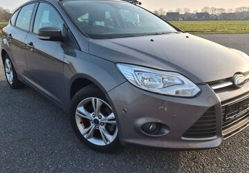 Ford Focus 28.744 km 7.200 &euro; Lingen 49811
