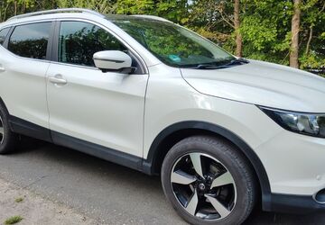 Nissan Qashqai 172.588 km 10.490 &euro; Samern 48465