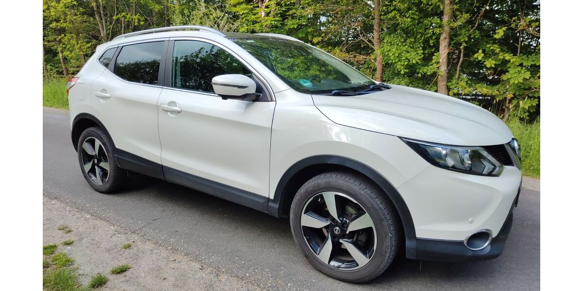 Nissan Qashqai 172.588 km 9.990 &euro; Samern 48465