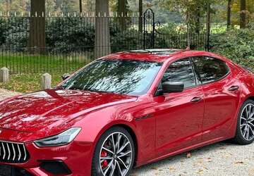 Maserati Ghibli 117.003 km 26.399 &euro; Nordhorn 48529