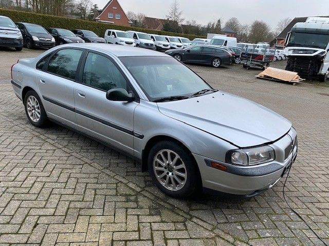 Volvo S80 399.654 km 1.100 &euro; Bad Bentheim 48455