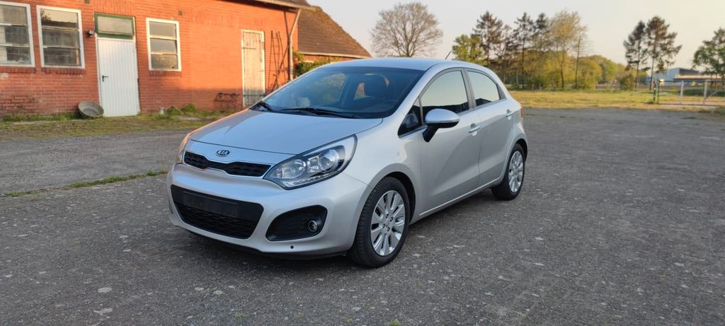 Kia Rio 286.500 km 3.000 &euro; Nordhorn 48529