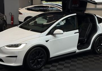 Tesla Model X 67.777 km 78.750 &euro; Emsbüren 48488