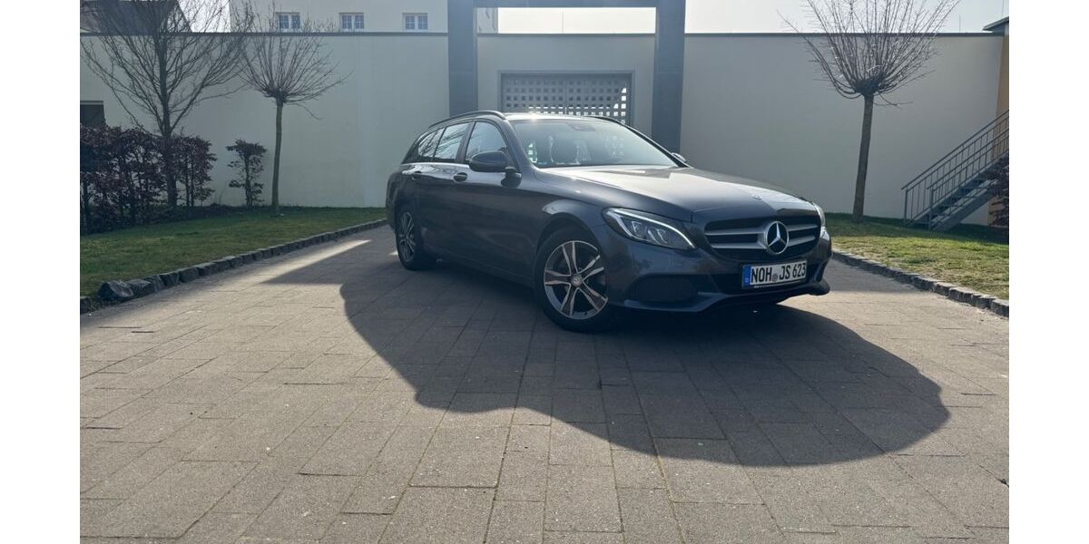 Mercedes-Benz 200 223.000 km 8.500 &euro; Gronau 48599