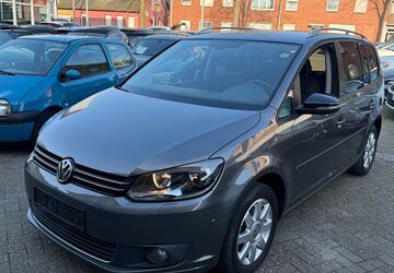 VW Touran 143.000 km 8.999 &euro; Nordhorn 48529