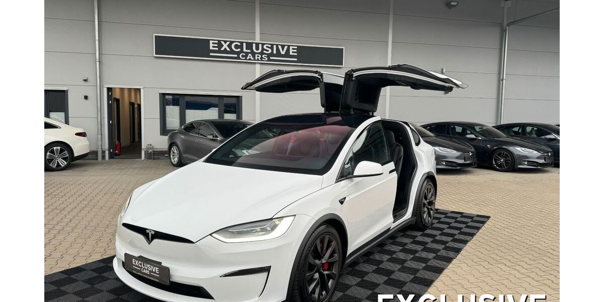 Tesla Model X 72.444 km 82.500 &euro; Emsbüren 48488