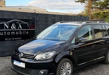 VW Touran 169.000 km 12.490 &euro; Nordhorn 48531