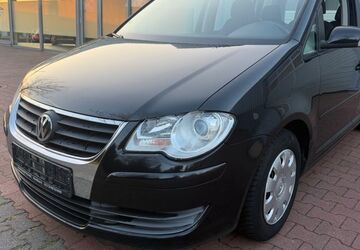 VW Touran 192.000 km 3.499 &euro; Nordhorn 48529