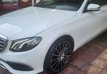 Mercedes-Benz E 220 208.000 km 18.500 &euro; Emsburen 48488