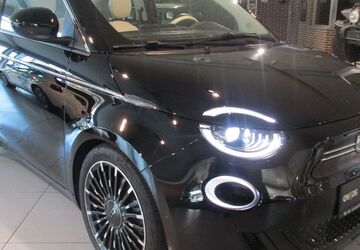 Fiat 500e 27.500 km 27.950 &euro; Lingen - Baccum 49811