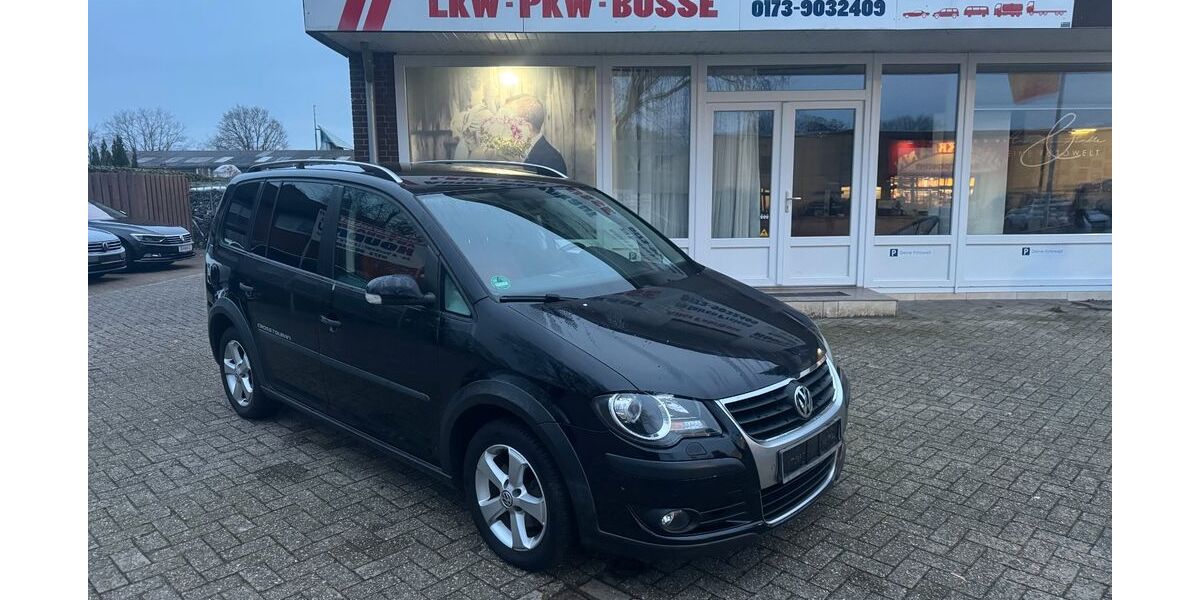 VW Touran 197.000 km 5.999 &euro; Nordhorn 48529
